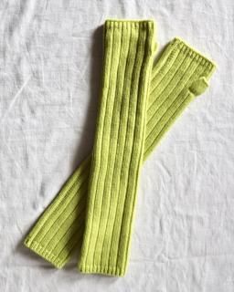 y YOArm Warmers - CELERY