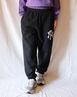 No Problemo/ AriesNYP Sweat Pants - BLACK