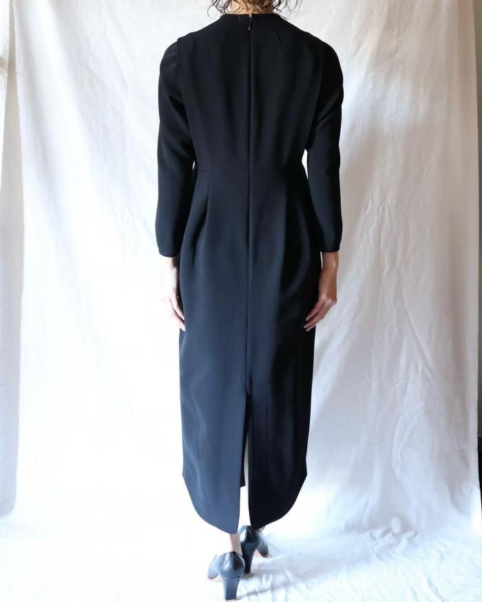 Mame Kurogouchi：Triacetate Georgette V-Neck Dress - BLACK - ORANN