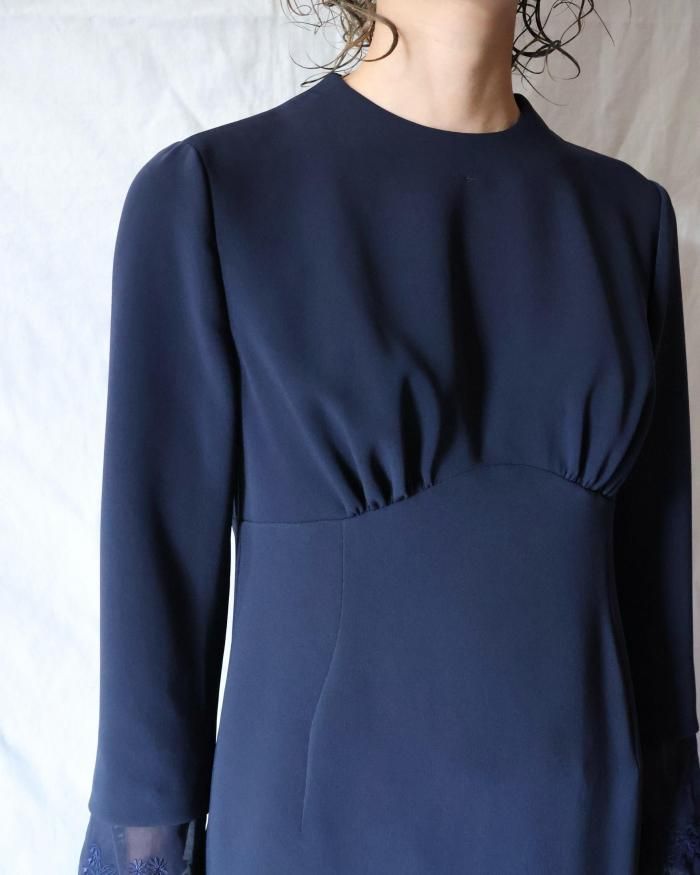 Mame Kurogouchi：Triacetate Georgette Embroidered Cuffs I-Line