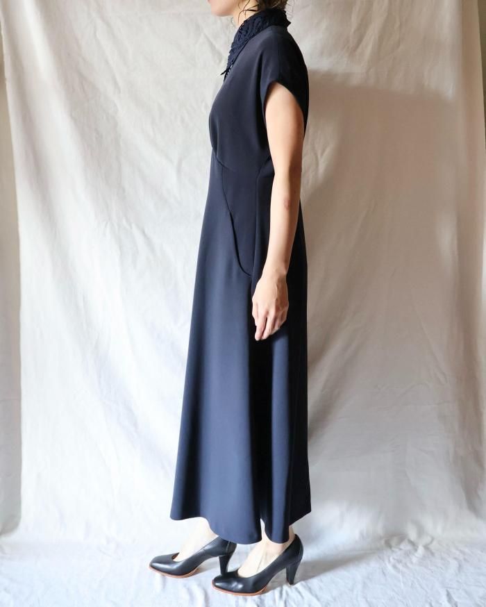 Mame Kurogouchi：Triacetate Georgette Embroidered Collar Flared