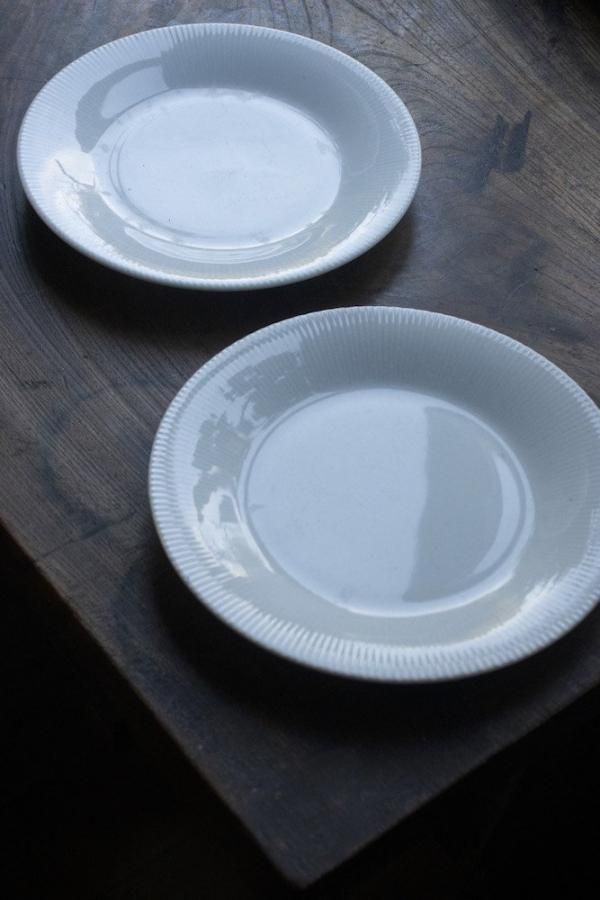 水野克俊 白磁イギリス皿 ｜ 暮らしのうつわ花田 和食器 通販