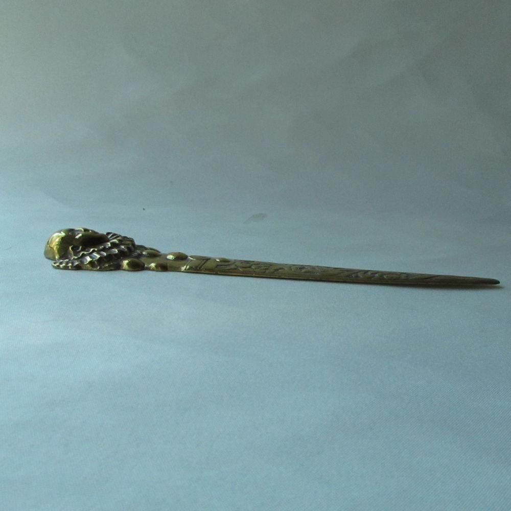 ピエロのペーパーナイフ - time-machine