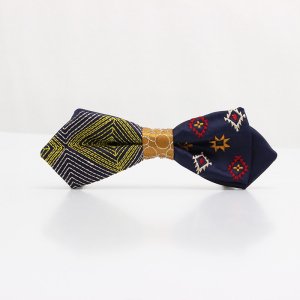 刺繍の蝶ネクタイ ネイティブスクエア 藍 AGEHA tie