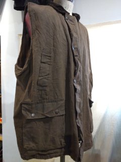 WALKER AND HAWKES Oiled vest 