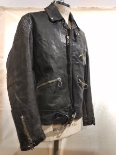 <img class='new_mark_img1' src='https://img.shop-pro.jp/img/new/icons1.gif' style='border:none;display:inline;margin:0px;padding:0px;width:auto;' />70's CANADA Single Patted Leather Jacket 