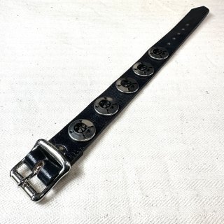 <img class='new_mark_img1' src='https://img.shop-pro.jp/img/new/icons1.gif' style='border:none;display:inline;margin:0px;padding:0px;width:auto;' />Johnny Skull Wrist Band