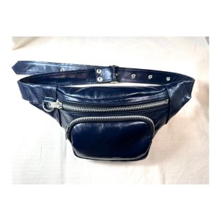 Leather waist pouch （ALBERT ZIP）dark blue