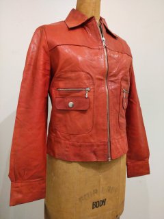 <img class='new_mark_img1' src='https://img.shop-pro.jp/img/new/icons1.gif' style='border:none;display:inline;margin:0px;padding:0px;width:auto;' />Diolen Ladies Leather Jacket