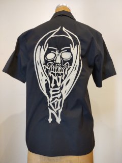 <img class='new_mark_img1' src='https://img.shop-pro.jp/img/new/icons1.gif' style='border:none;display:inline;margin:0px;padding:0px;width:auto;' />SKULL WING Short-sleeved shirt 