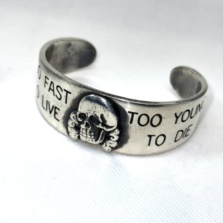 SKULL BANGLE(too fast to live too young to die)