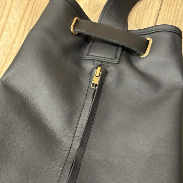 neon leather garment レザーランドリーバッグ neon leather garment レザーランドリーバッグ - メルカリ