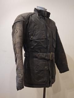 <img class='new_mark_img1' src='https://img.shop-pro.jp/img/new/icons1.gif' style='border:none;display:inline;margin:0px;padding:0px;width:auto;' />70's MADE IN ENGLAND KRAWEHL OILED Jacket