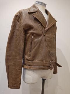 <img class='new_mark_img1' src='https://img.shop-pro.jp/img/new/icons1.gif' style='border:none;display:inline;margin:0px;padding:0px;width:auto;' />BiG CHIEF Double Leather Jacket 