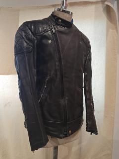 <img class='new_mark_img1' src='https://img.shop-pro.jp/img/new/icons1.gif' style='border:none;display:inline;margin:0px;padding:0px;width:auto;' />70's Lewis Leather SUPER MONZA 