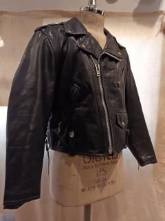 <img class='new_mark_img1' src='https://img.shop-pro.jp/img/new/icons1.gif' style='border:none;display:inline;margin:0px;padding:0px;width:auto;' />80's Schott Ladies Double Riders Jacket (125W) 