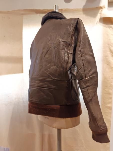 neon leather garment レザーランドリーバッグ neon leather garment