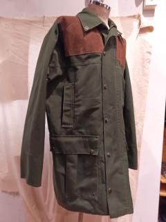 <img class='new_mark_img1' src='https://img.shop-pro.jp/img/new/icons16.gif' style='border:none;display:inline;margin:0px;padding:0px;width:auto;' />MASCOT Nylon Hunting Jacket 