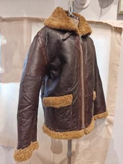 <img class='new_mark_img1' src='https://img.shop-pro.jp/img/new/icons16.gif' style='border:none;display:inline;margin:0px;padding:0px;width:auto;' />70's IRVIN type Sheepskin Flight jacket 