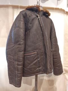 <img class='new_mark_img1' src='https://img.shop-pro.jp/img/new/icons1.gif' style='border:none;display:inline;margin:0px;padding:0px;width:auto;' />70's IRVIN type Sheepskin Flight jacket 