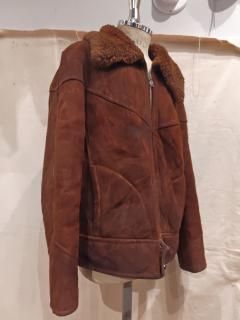 <img class='new_mark_img1' src='https://img.shop-pro.jp/img/new/icons1.gif' style='border:none;display:inline;margin:0px;padding:0px;width:auto;' />70's Mouton Leather Jacket 