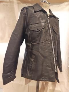 <img class='new_mark_img1' src='https://img.shop-pro.jp/img/new/icons1.gif' style='border:none;display:inline;margin:0px;padding:0px;width:auto;' />70's SCHOTT Policeman Leather Jacket 