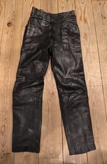 <img class='new_mark_img1' src='https://img.shop-pro.jp/img/new/icons1.gif' style='border:none;display:inline;margin:0px;padding:0px;width:auto;' />80's Lewis Leathers Motorcycle Leather Pants 