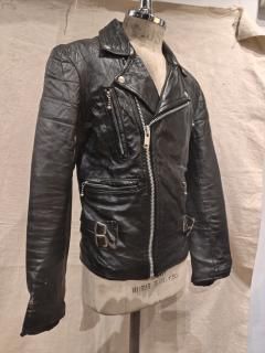 <img class='new_mark_img1' src='https://img.shop-pro.jp/img/new/icons1.gif' style='border:none;display:inline;margin:0px;padding:0px;width:auto;' />70~80's Padded Double Riders Jacket LIGHTNING Type 