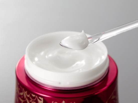 Amazon | Grace adi クリーム 50g ビーカーズ (ナールスゲン