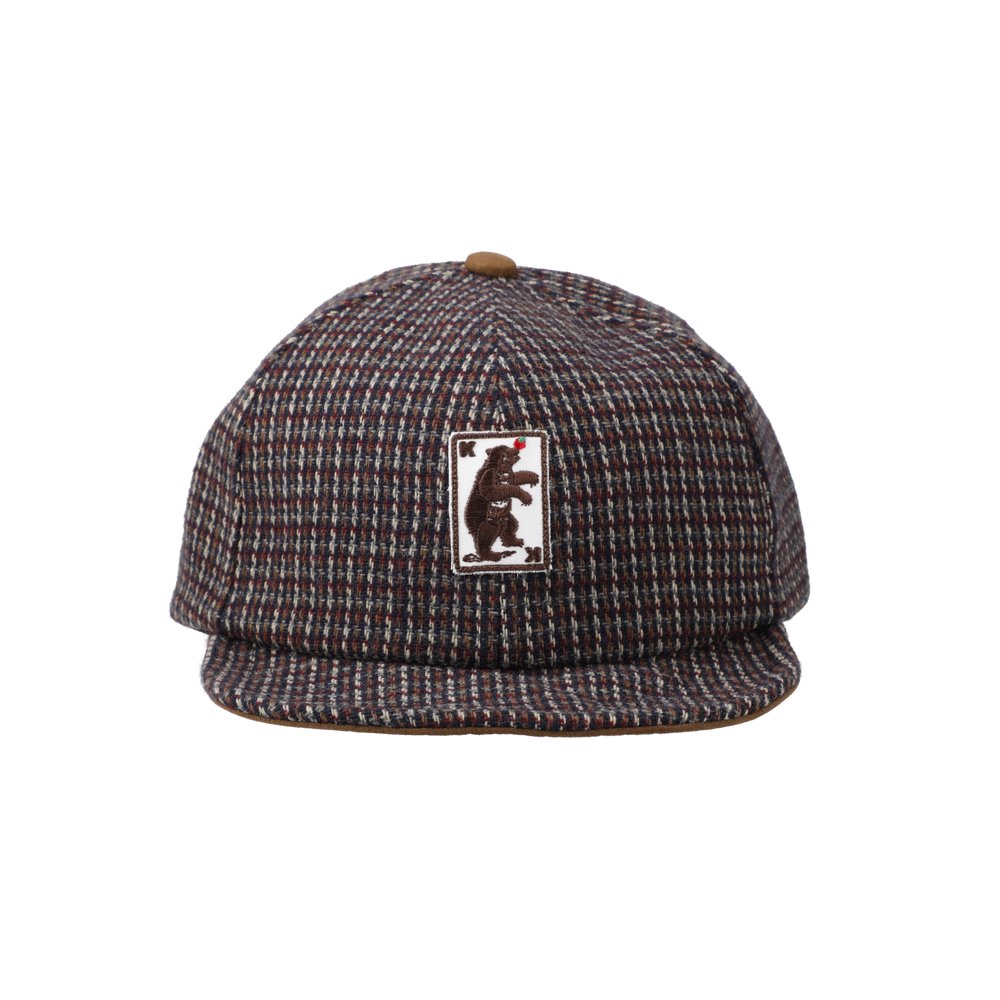 tweed umpire Cap Moriarty