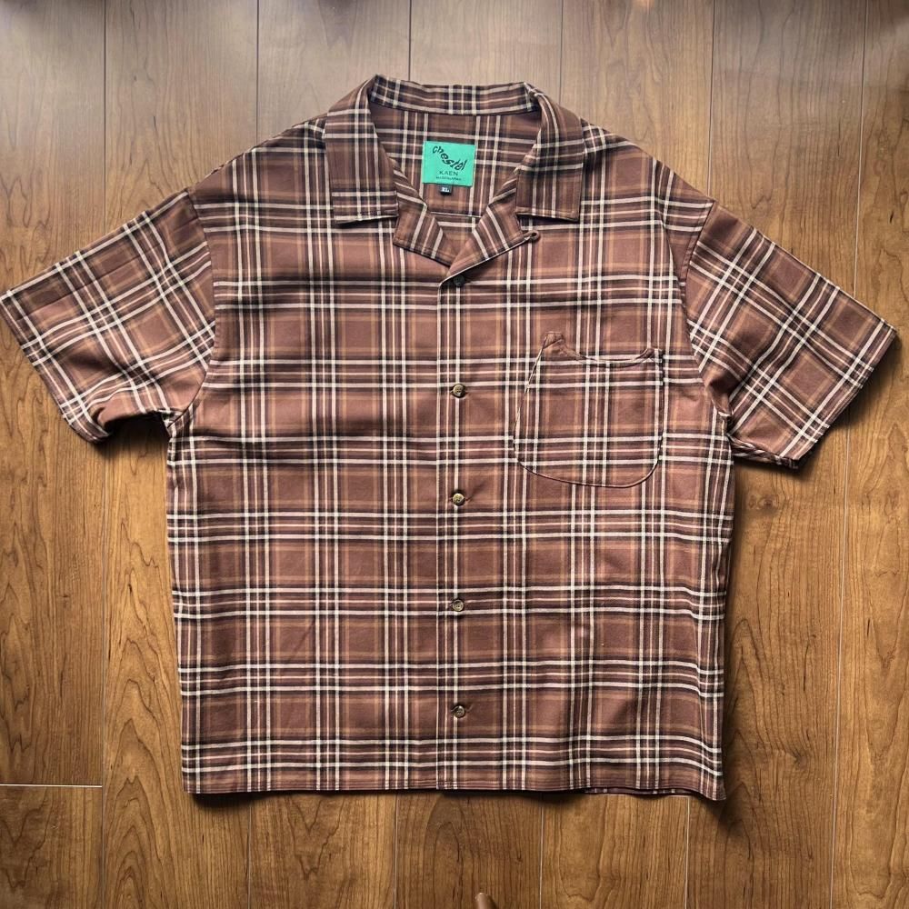 <img class='new_mark_img1' src='https://img.shop-pro.jp/img/new/icons10.gif' style='border:none;display:inline;margin:0px;padding:0px;width:auto;' />KAENChesterOriginal Open shirt_ Brown Check
