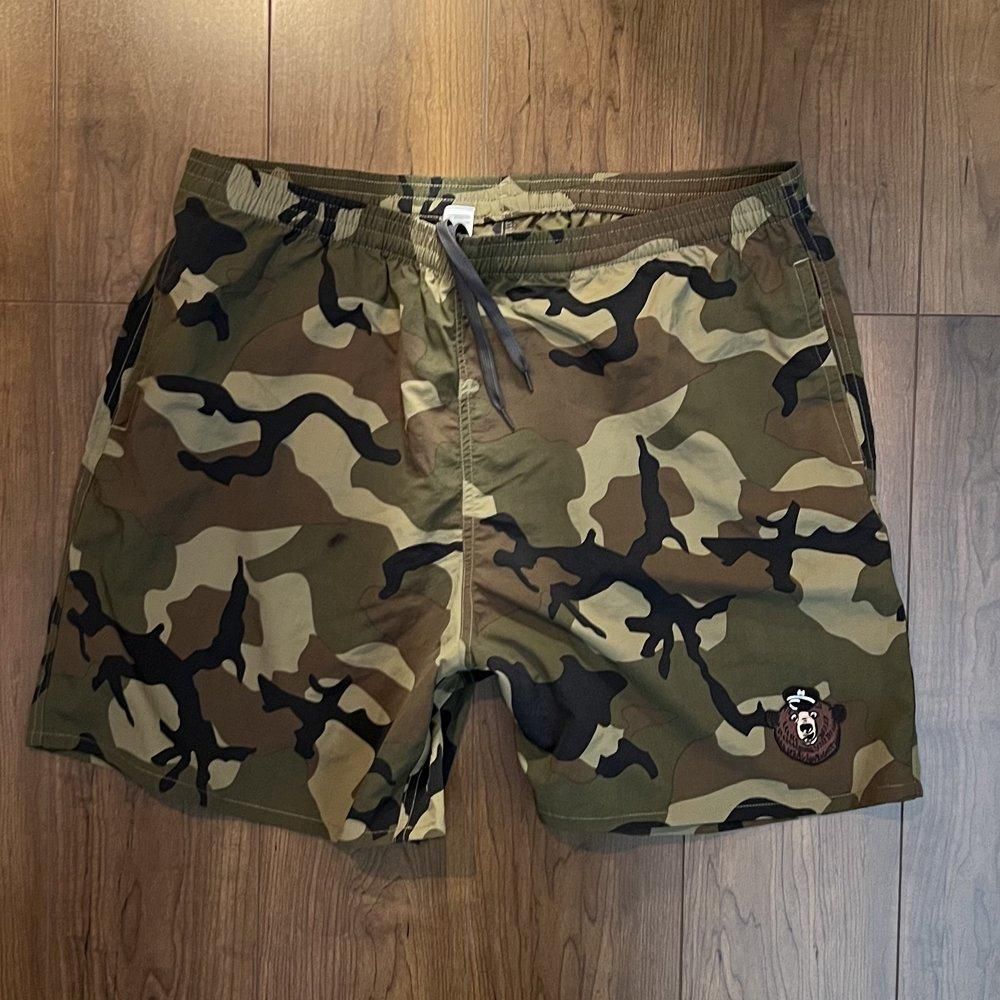 versatile shorts( leather bear)_Camo