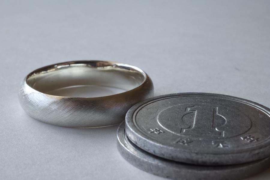 銀の丸い指輪 / 4.5mm - dzdz Online Store