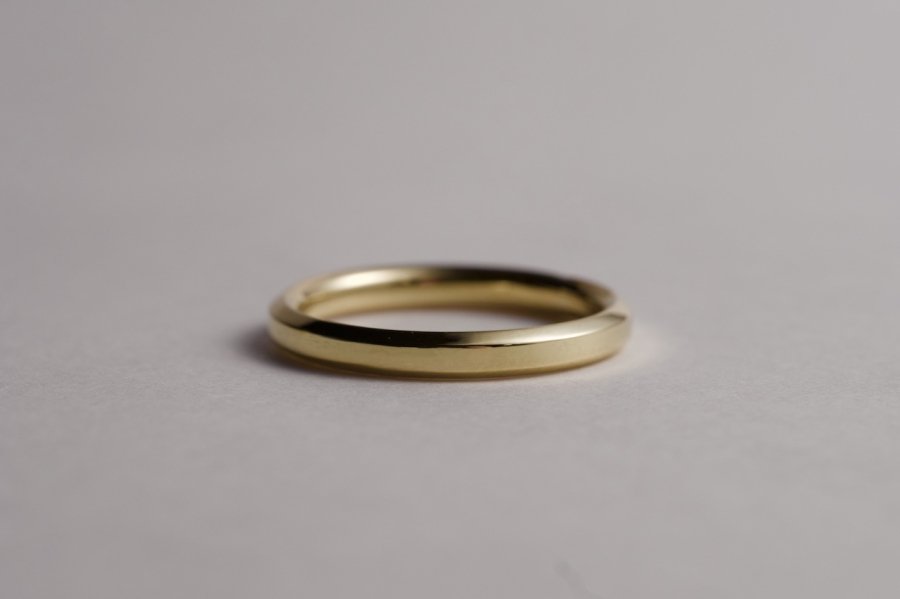 【発売未定】台形型の18金の指輪 / 2.6mm