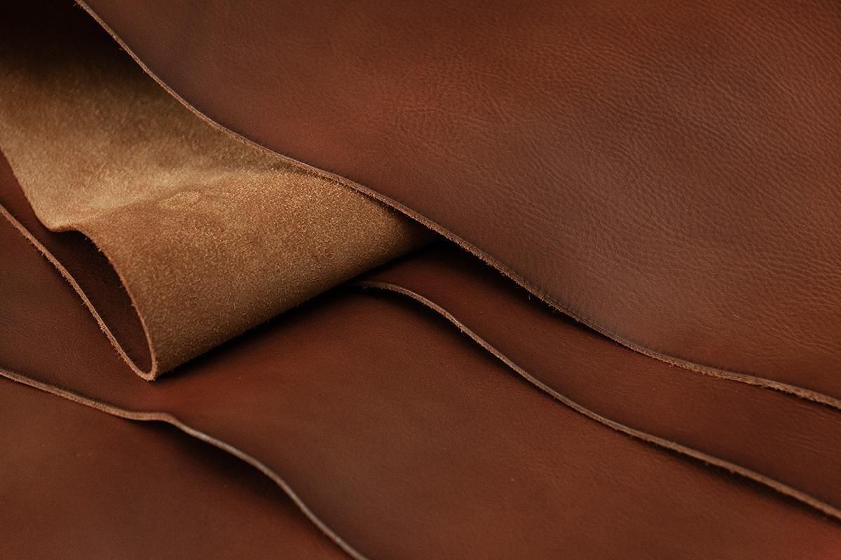 骨董品　茶色 Lo Stivale社製イタリアンレザー『ネブラスカ / NEBRASKA』#303