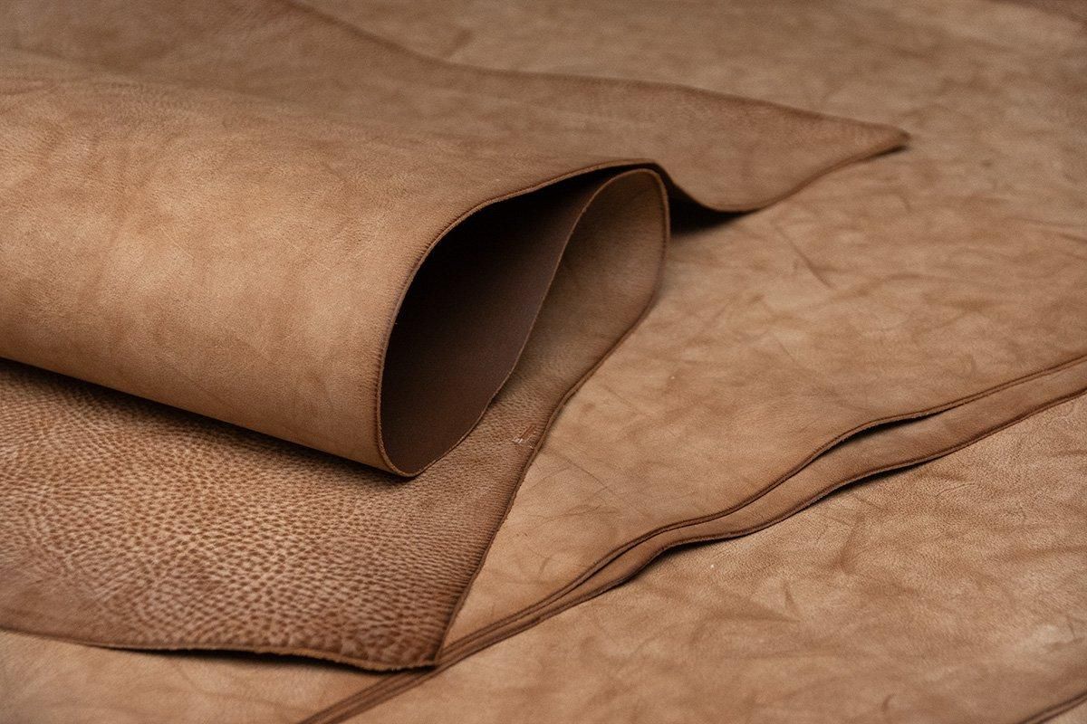 Azzurra社製『アラスカ / ALASKA』#SKA-08 ブラウン | 革の販売