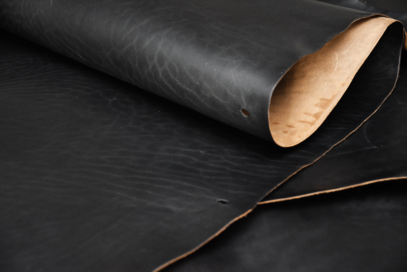 MARYAM社のバケッタ製法の馬革『HORSE BUTT / ホースバット』茶芯