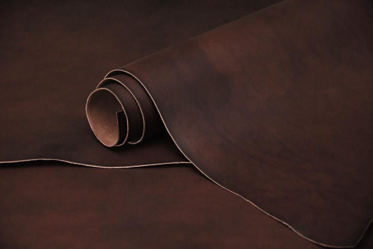 ピット鞣しのイタリアンレザー『LINEA VASCA Liscio / リネア ヴァスカ
