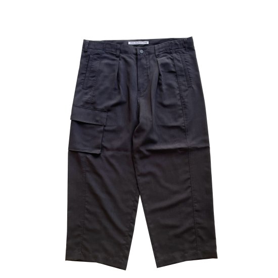White Mountaineering / TWILLED WIDE CARGO PANTS