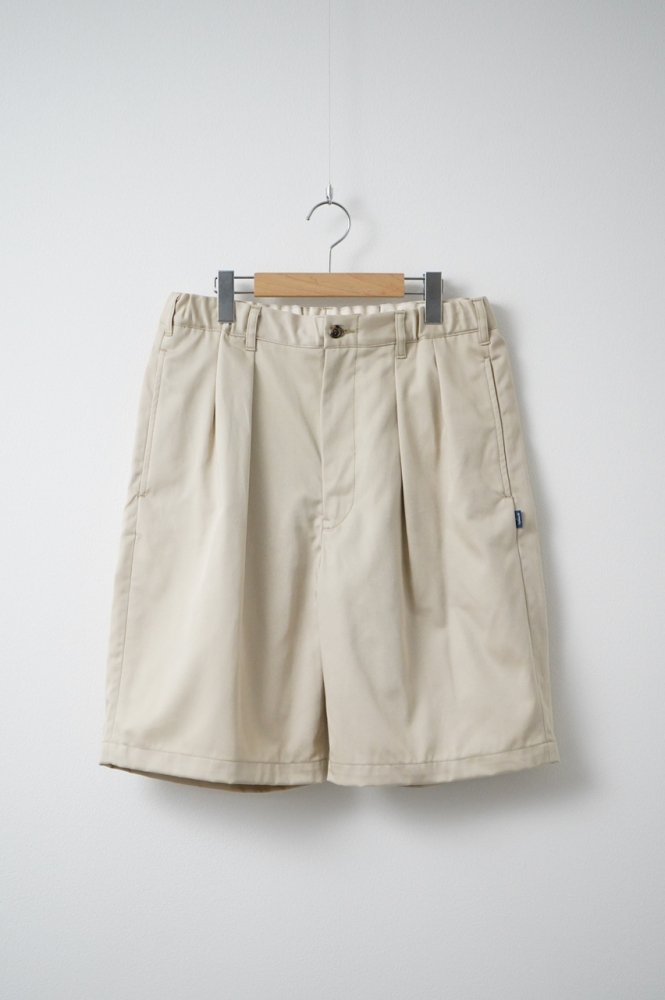 Cotton Chino Tuck Shorts(BEIGE)