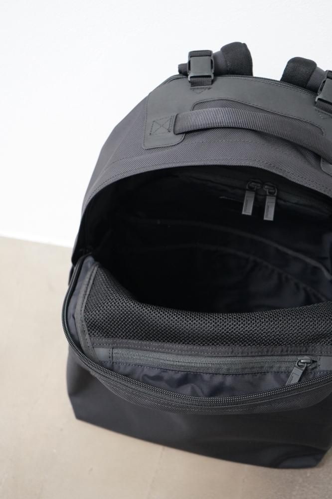 monolith back pack pro L ダークグレー BACKPACK PRO L BLACK | PRO | PRODUCTS | MONOLITH OFFICAL