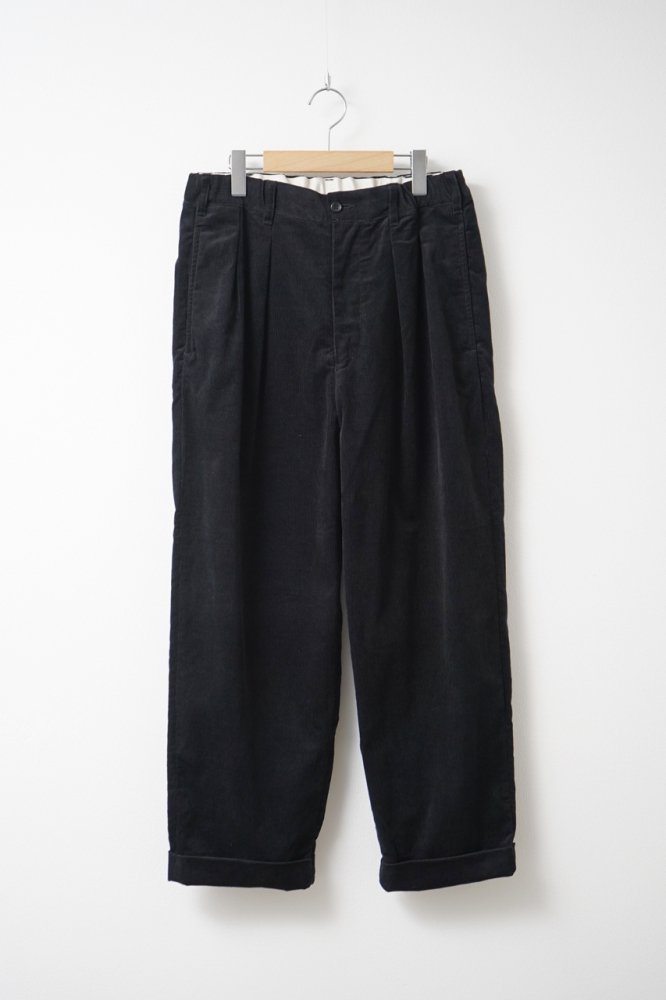 Corduroy Tuck Trousers(BLACK)