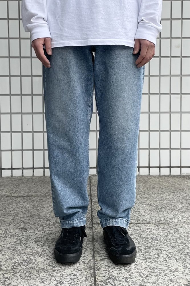 THE SKATE JEAN TROUSERS(MID BLUE)
