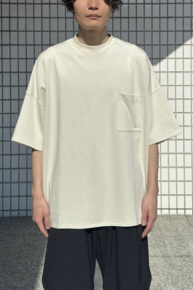 POCKET TEE -20/1 RECYCLE SUVIN ORGANIC COTTON KNIT-(OFF WHITE)