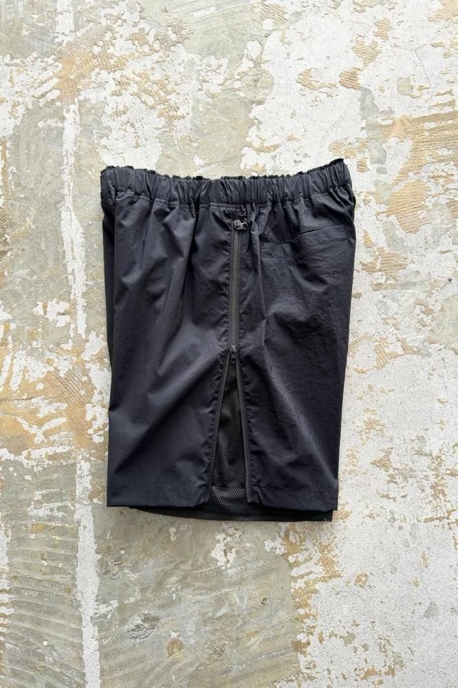 イズネスTECHNICAL VENTILATION SHORTS BLACK M is-ness(イズネス)TECHNICAL VENTILATION SHORTS