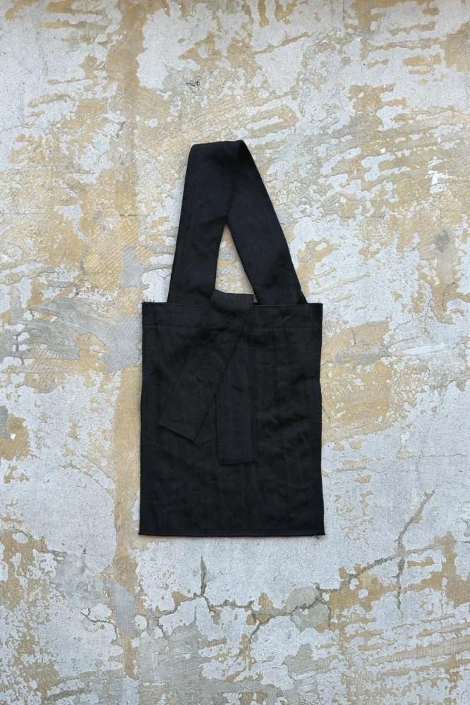 MARY INSIDE OUT TOTE S -CERATO BRIGHT-(BLACK)