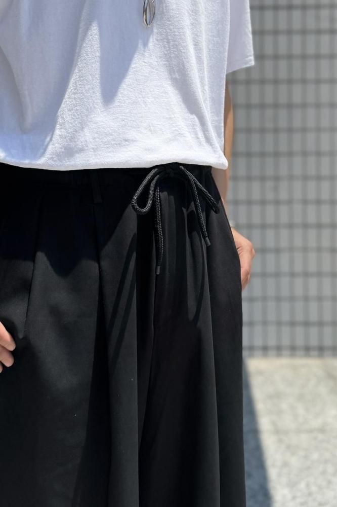 ORGANIC COTTON GABARDINE DOUBLE PLEATED EASY TROUSERS(BLACK