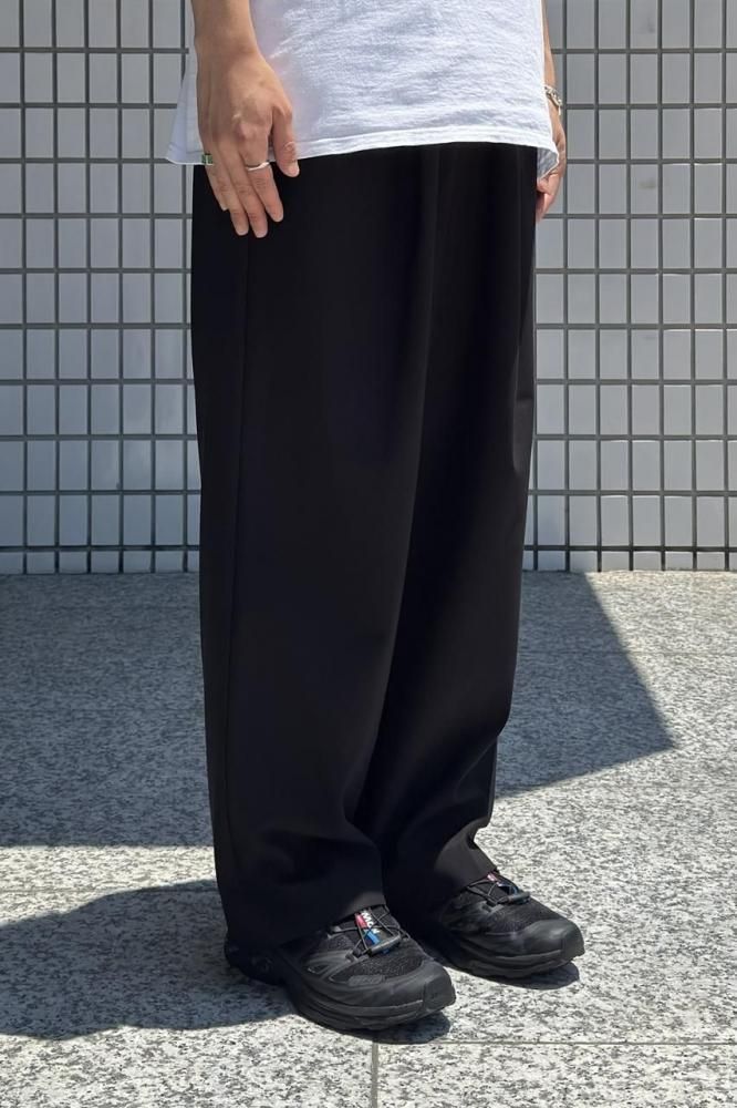 ORGANIC COTTON GABARDINE DOUBLE PLEATED EASY TROUSERS(BLACK