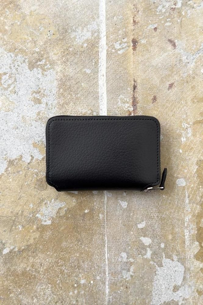 SHORT ZIP WALLET(BLACK EMBOSSED-SILVER)