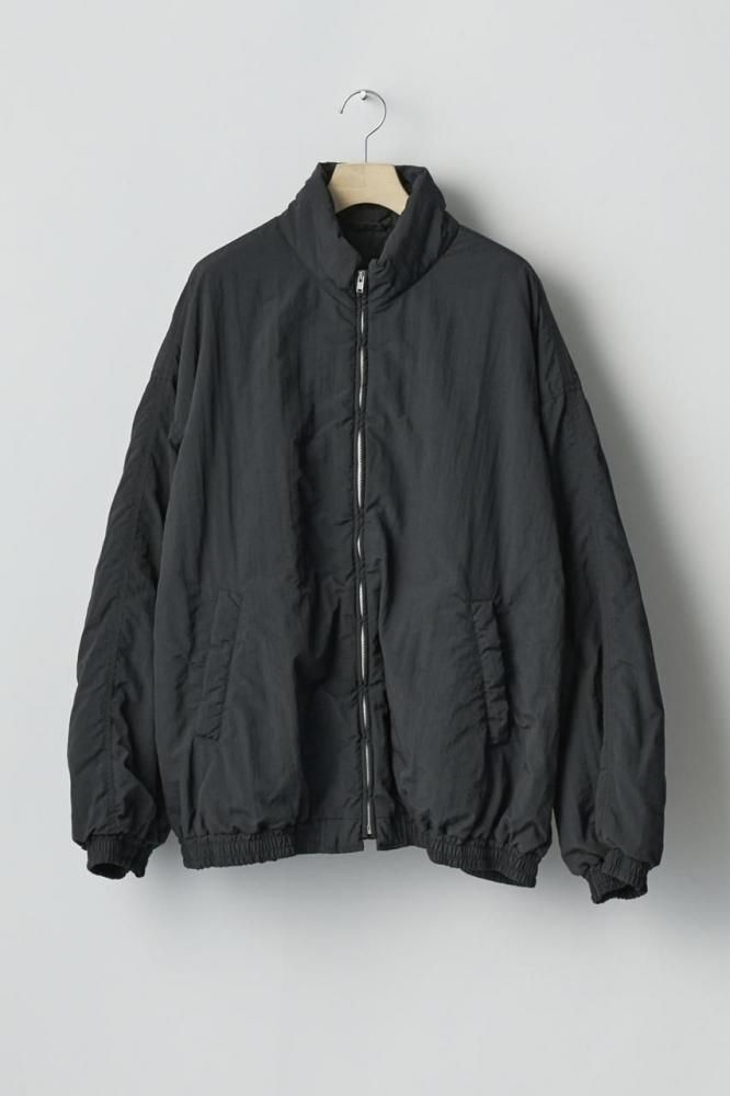 RECYCLED NYLON PADDED JACKET(BLACK)